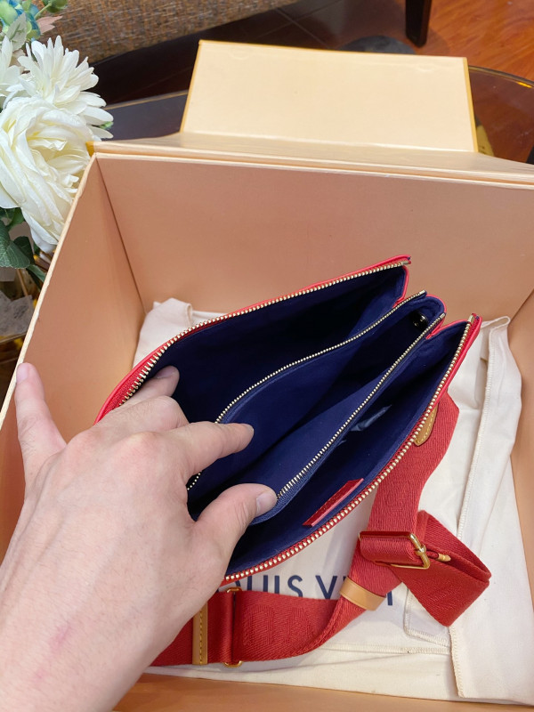 l0*is V*t0n coussin pm