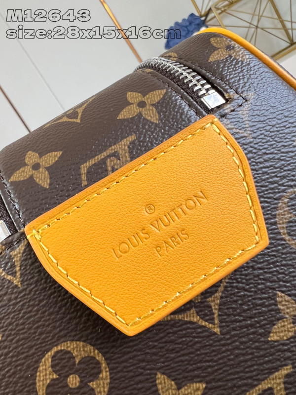 l0*is V*t0n dopp kit-28*15*16.5cm