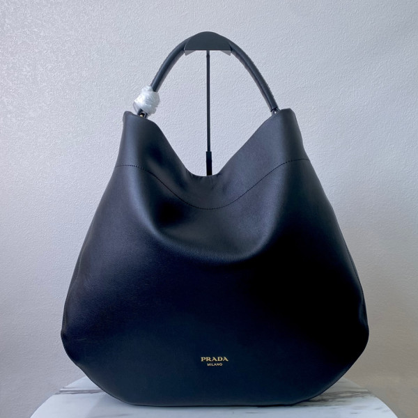 Pra*a large leather shoulder bag