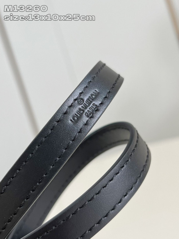 l0*is V*t0n onthego east west