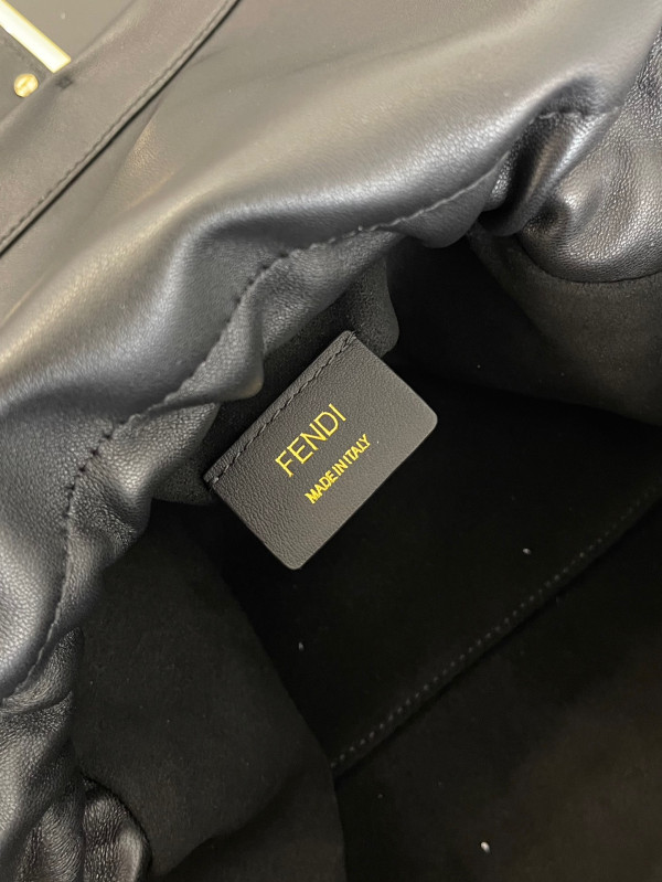 F**di mamma baguette